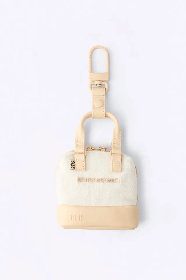 Beis Micro Weekender Charm portachiavi beige