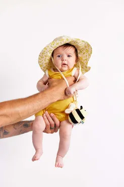 Beis Garden Party set regalo neonato con cappello e ape